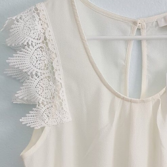 NWT Charming Charlie White Sleeveless Blouse Top - Picture 4 of 8